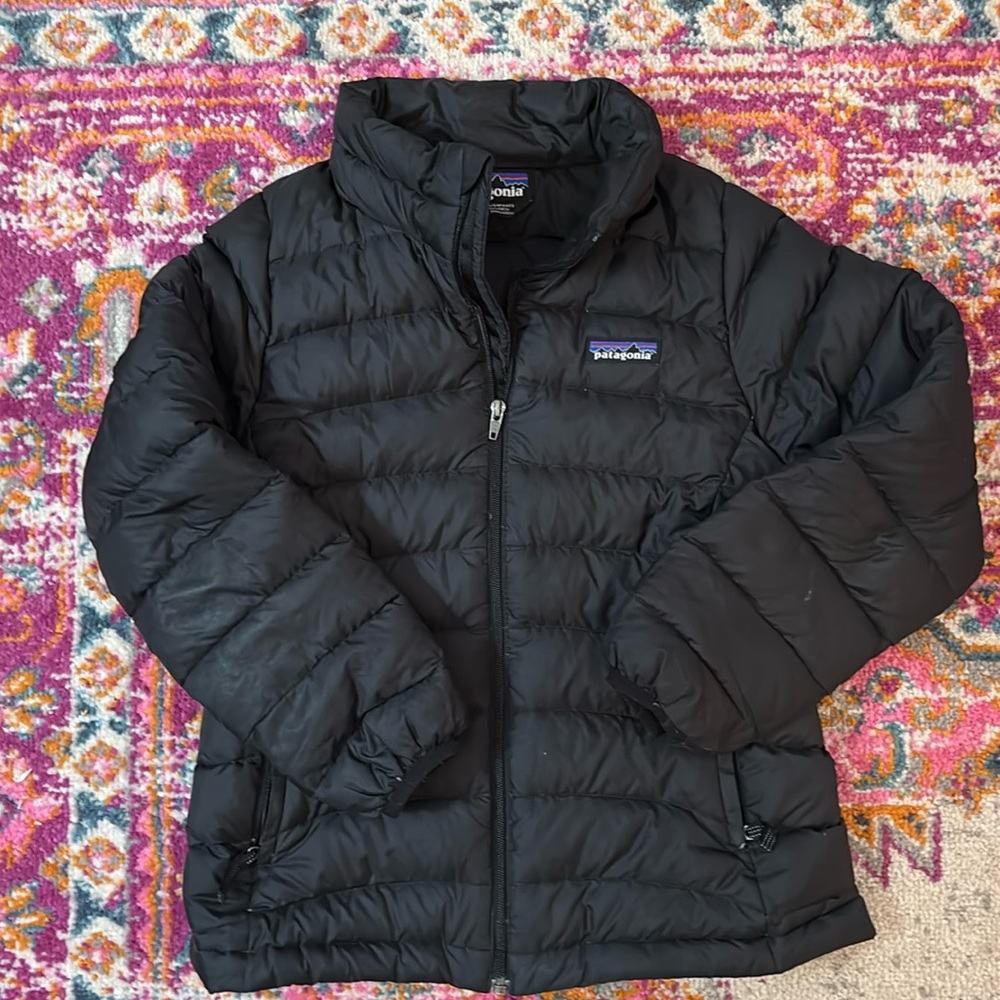 Patagonia Down Kid S Puffer Jacket:
Lightweight, wind & waterproof
